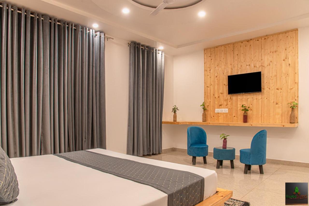 The Hillside Inn Kasauli By Exotic Stays Exteriér fotografie