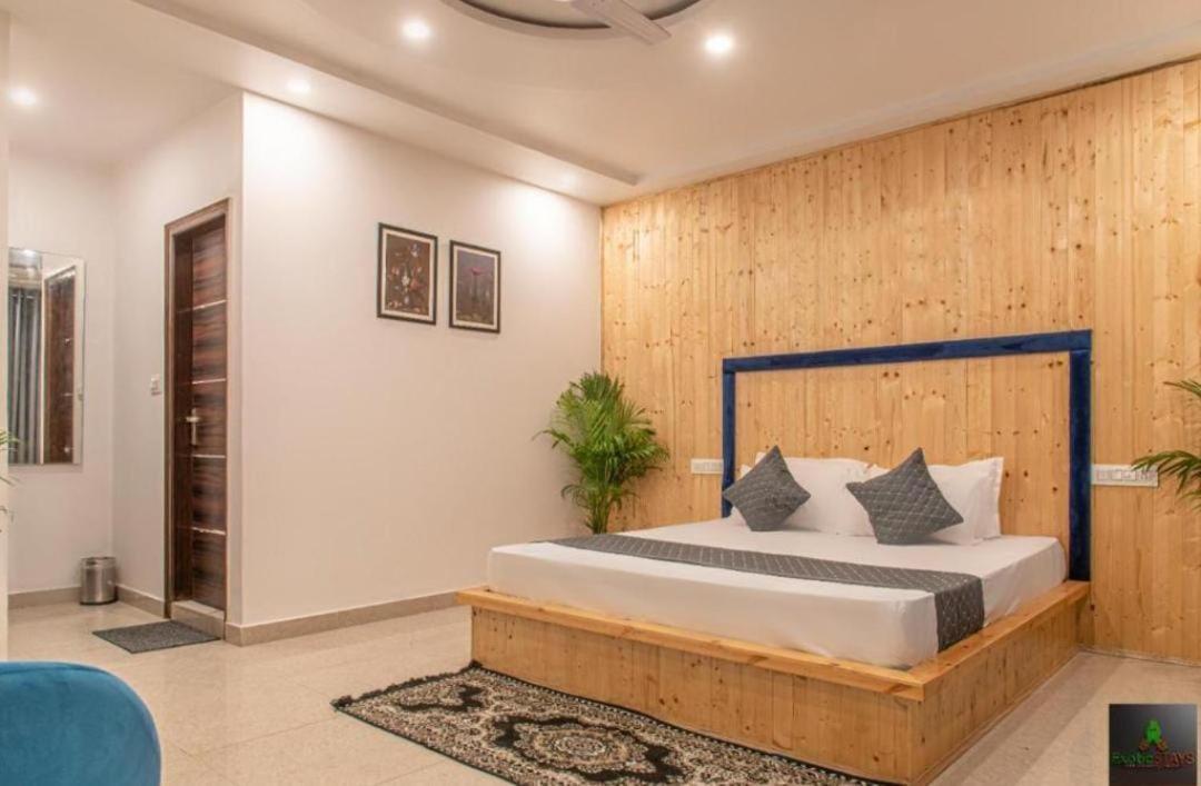 The Hillside Inn Kasauli By Exotic Stays Exteriér fotografie
