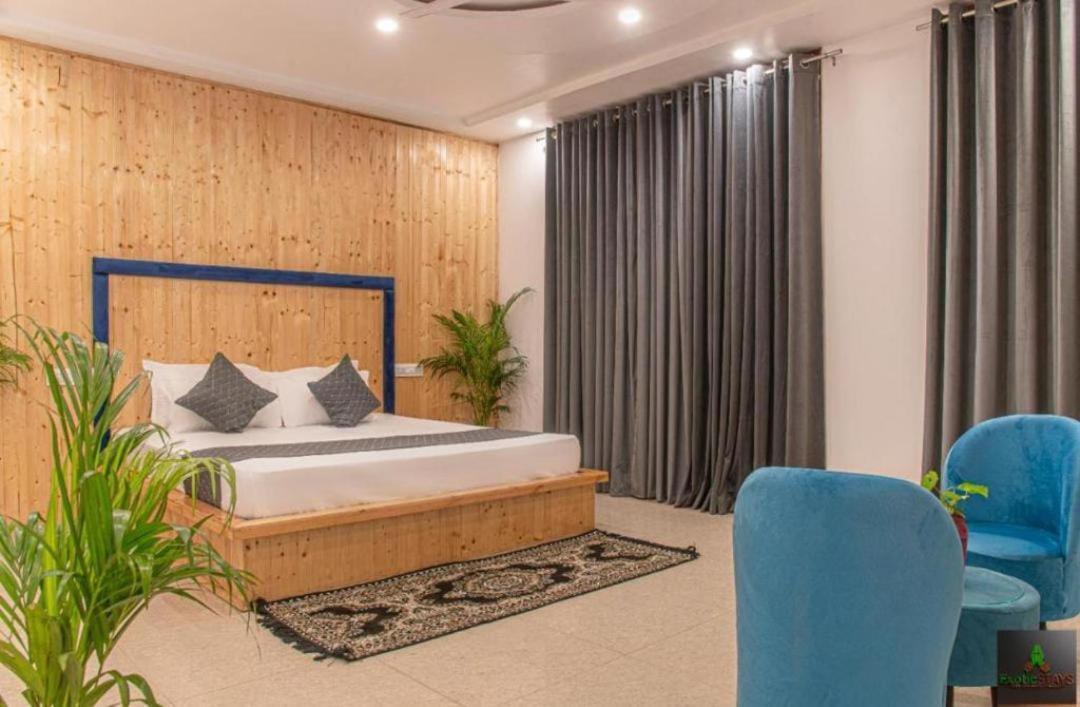 The Hillside Inn Kasauli By Exotic Stays Exteriér fotografie