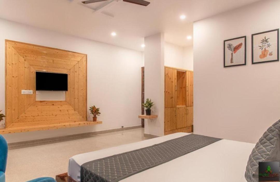 The Hillside Inn Kasauli By Exotic Stays Exteriér fotografie